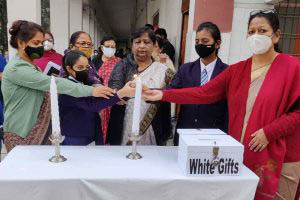 White Gift Week